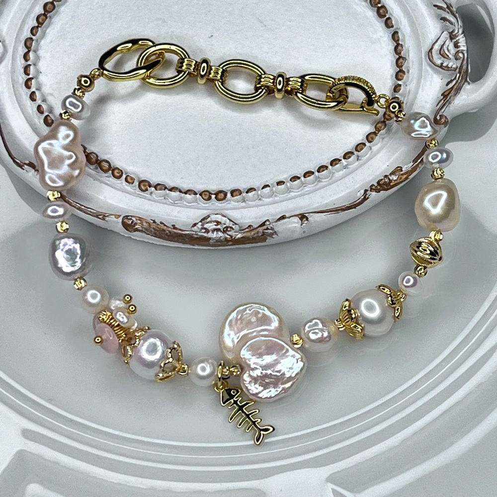 Handmade Freshwater Twin Heart ❤️ Pearl Rose Quartz Fish 🐠 Bone 🦴 Charm Bracelet